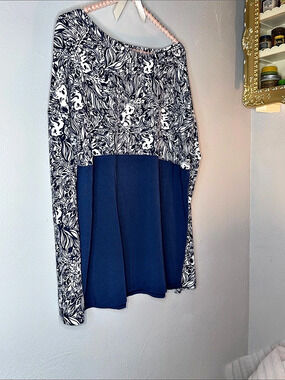 Lily Pulitzer koala print Blue & White Size Small Like New